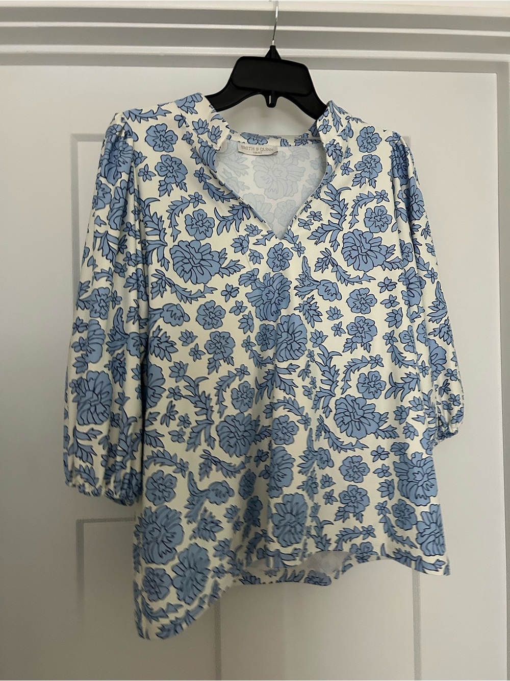 Blue Floral V-Neck Puff Sleeve Blouse